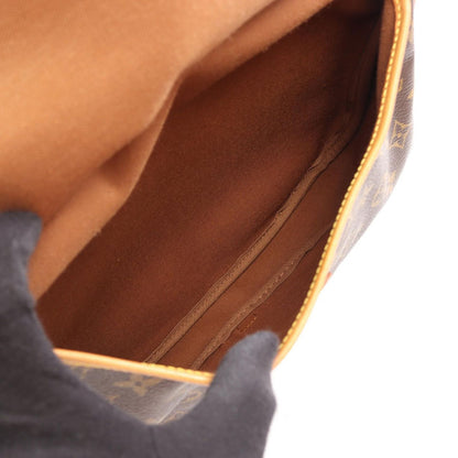 Louis Vuitton Shoulder Bag Saumur 30 Leather — view 3