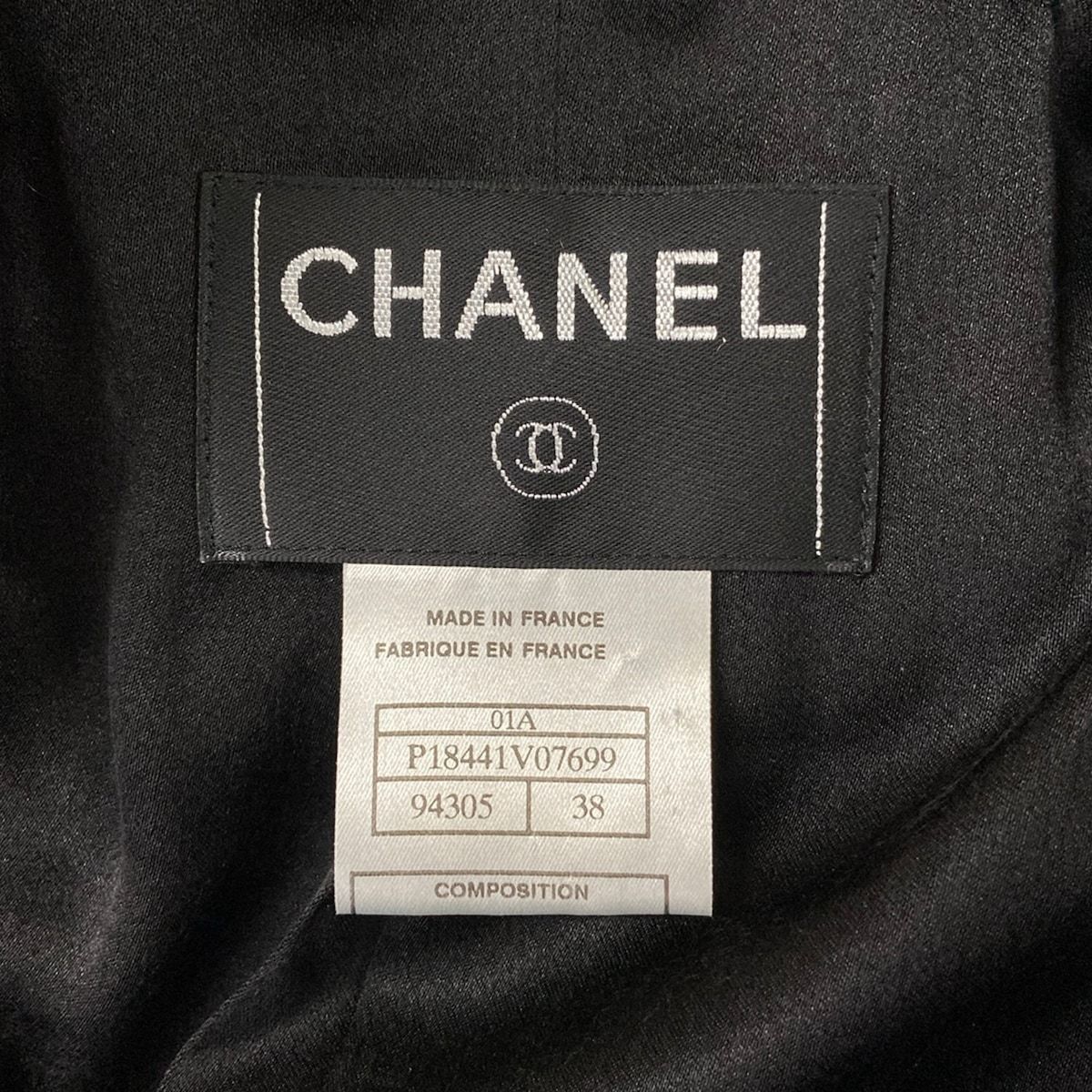 Chanel Coat M Black Cashmere — view 3