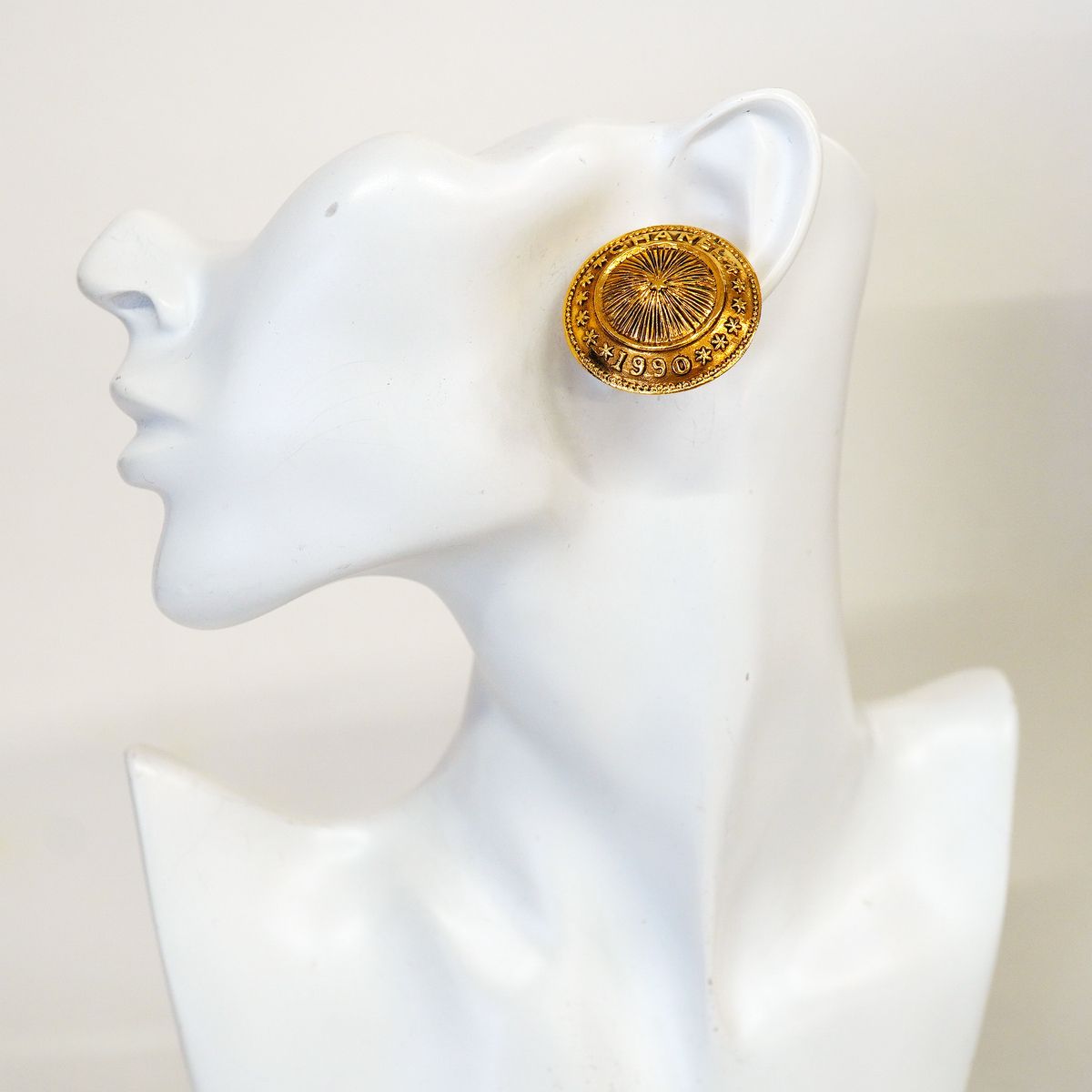 Chanel Earrings Vintage Logo Round Circle Gold Plated — view 5