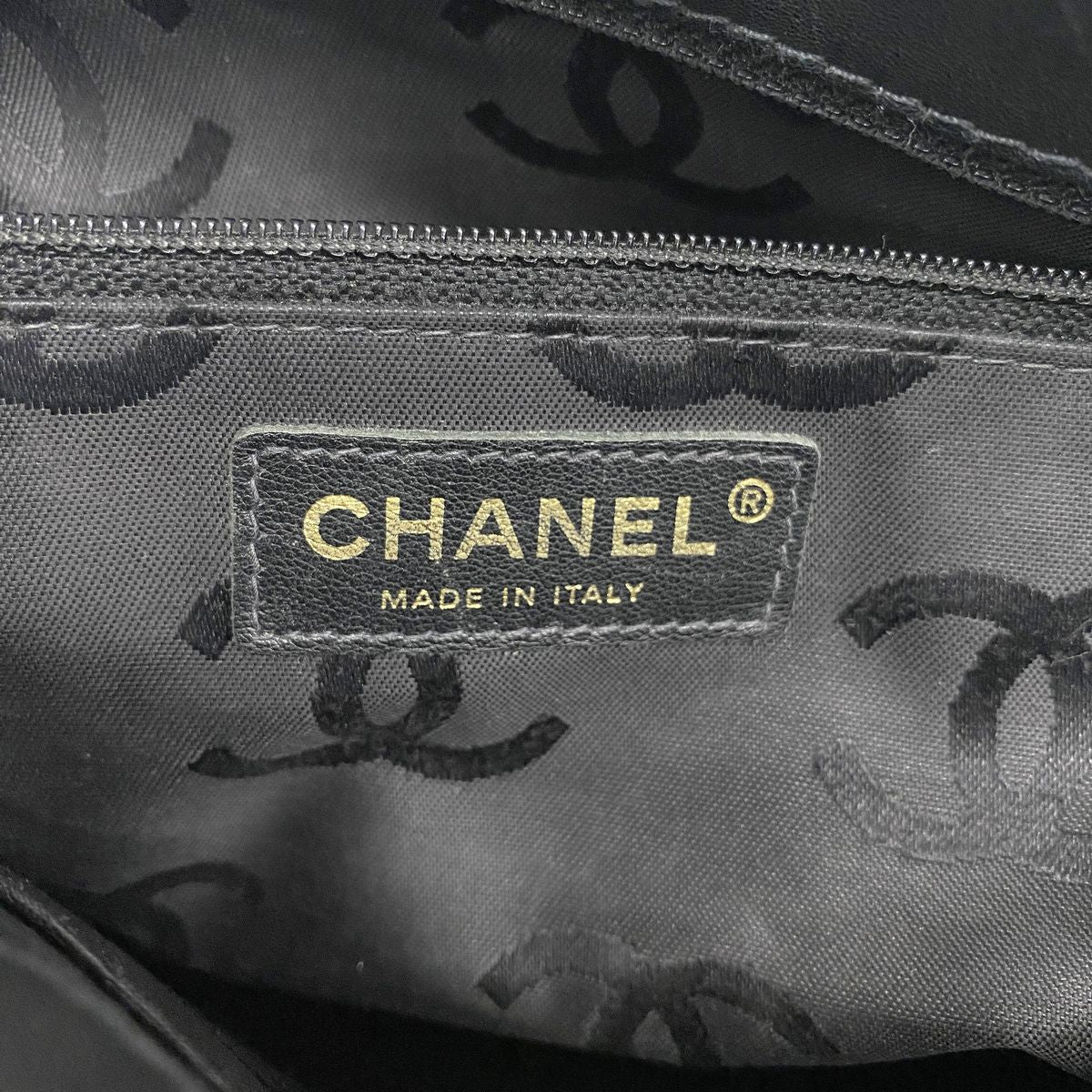 Chanel Tote Bag Wild Stitch Leather Black Gold — view 5