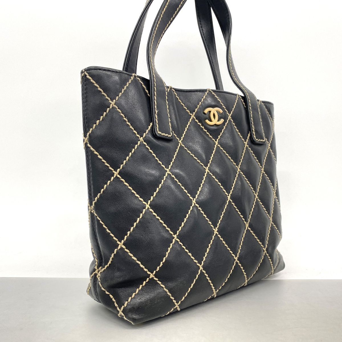 Chanel Tote Bag Wild Stitch Leather Black Gold — view 2