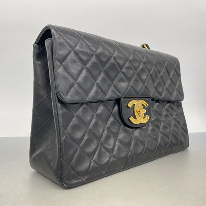Chanel Shoulder Bag Maxi Quilted Lambskin Black Gold — view 2