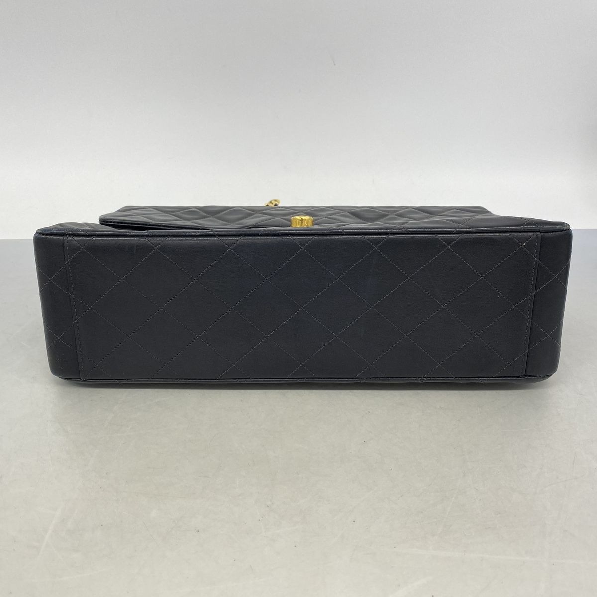 Chanel Shoulder Bag Maxi Quilted Lambskin Black Gold — view 3