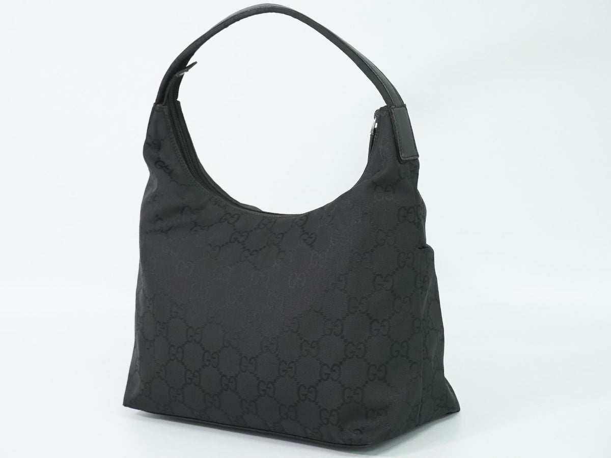 Gucci GG Nylon Shoulder Bag Black — view 2
