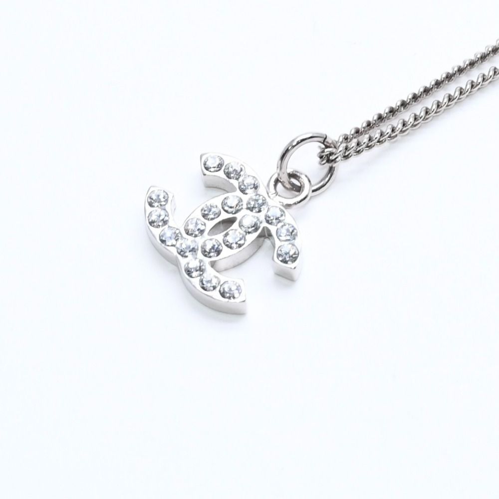 Chanel CC Logo Necklace Stamp Metal Rhinestone 43 — view 3