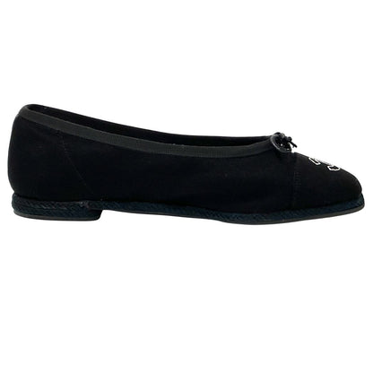 Chanel Pumps CC Logo Canvas Ballet Shoes Black White Flat Ribbon — view 3