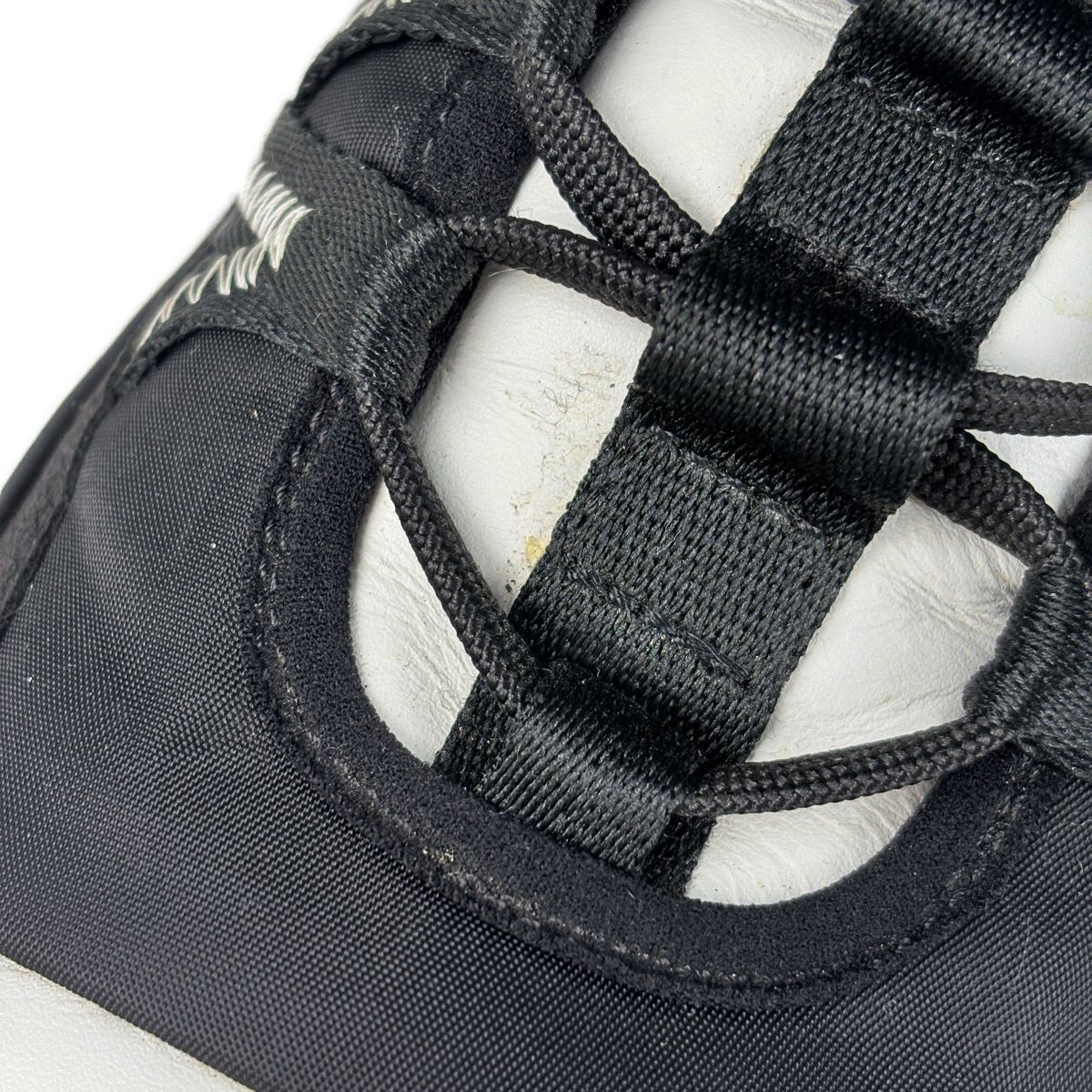 Chanel Shoes CC Logo Leather Black White — view 5