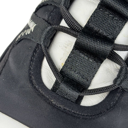 Chanel Shoes CC Logo Leather Black White — view 5