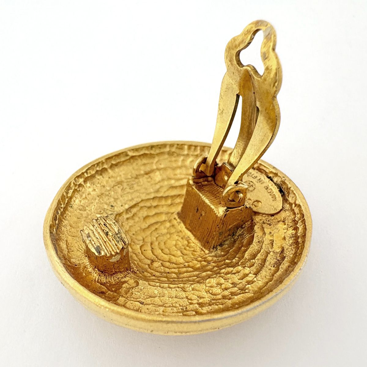 Chanel Earrings Round Gold Plated — view 3