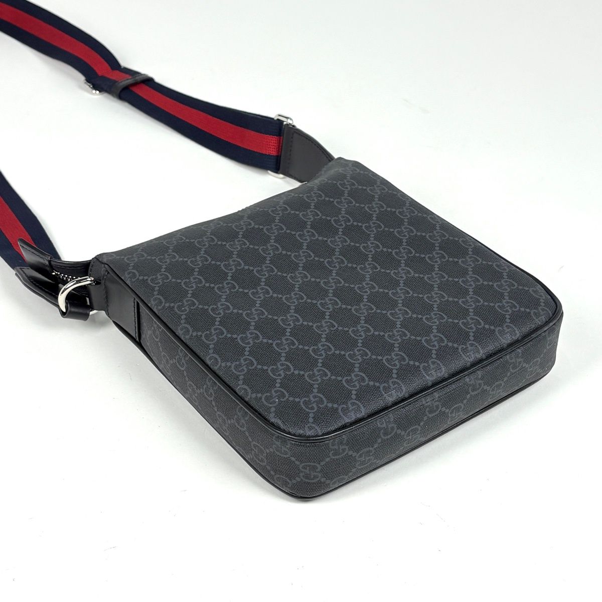 Gucci Shoulder Bag GG Pattern Supreme Black — view 2