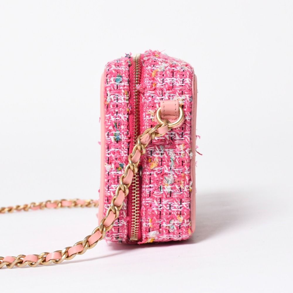 Chanel CC Filigree Small Vanity Shoulder Bag Tweed Pink Matte Gold — view 4