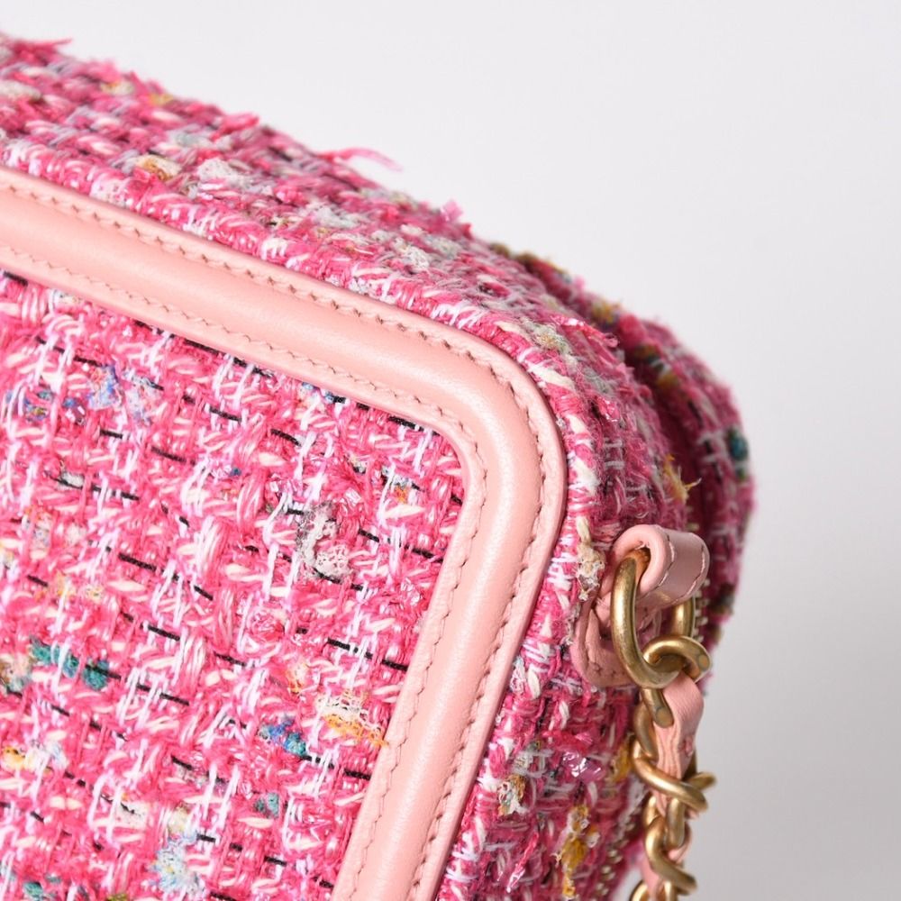 Chanel CC Filigree Small Vanity Shoulder Bag Tweed Pink Matte Gold — view 8