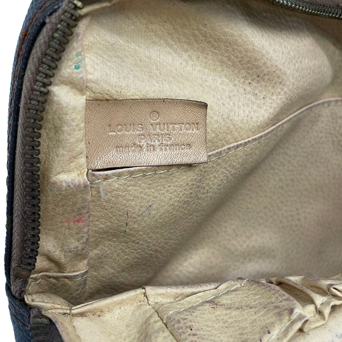 Louis Vuitton Pouch Monogram Trousse Toilette 23 — view 5