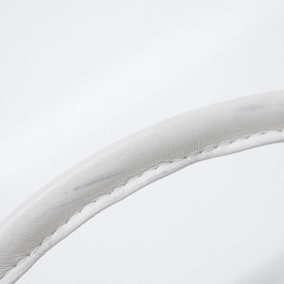 Dior Vibe Shoulder Bag — view 4