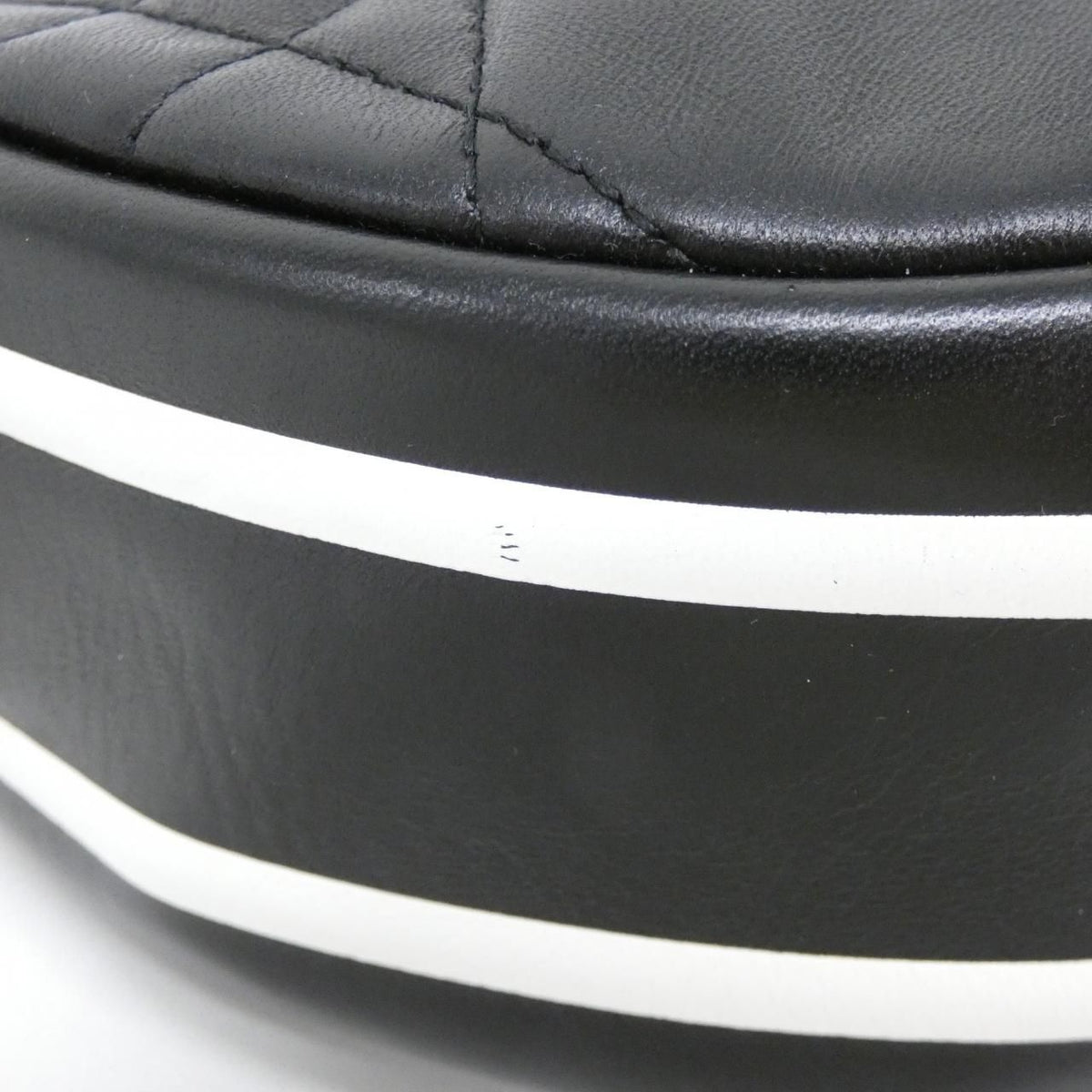Dior Vibe Shoulder Bag — view 2