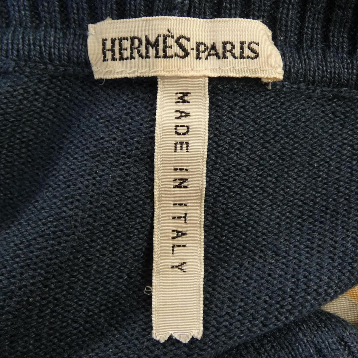 Hermes Vintage Terres Prescieues Twillaine Ensemble — view 5