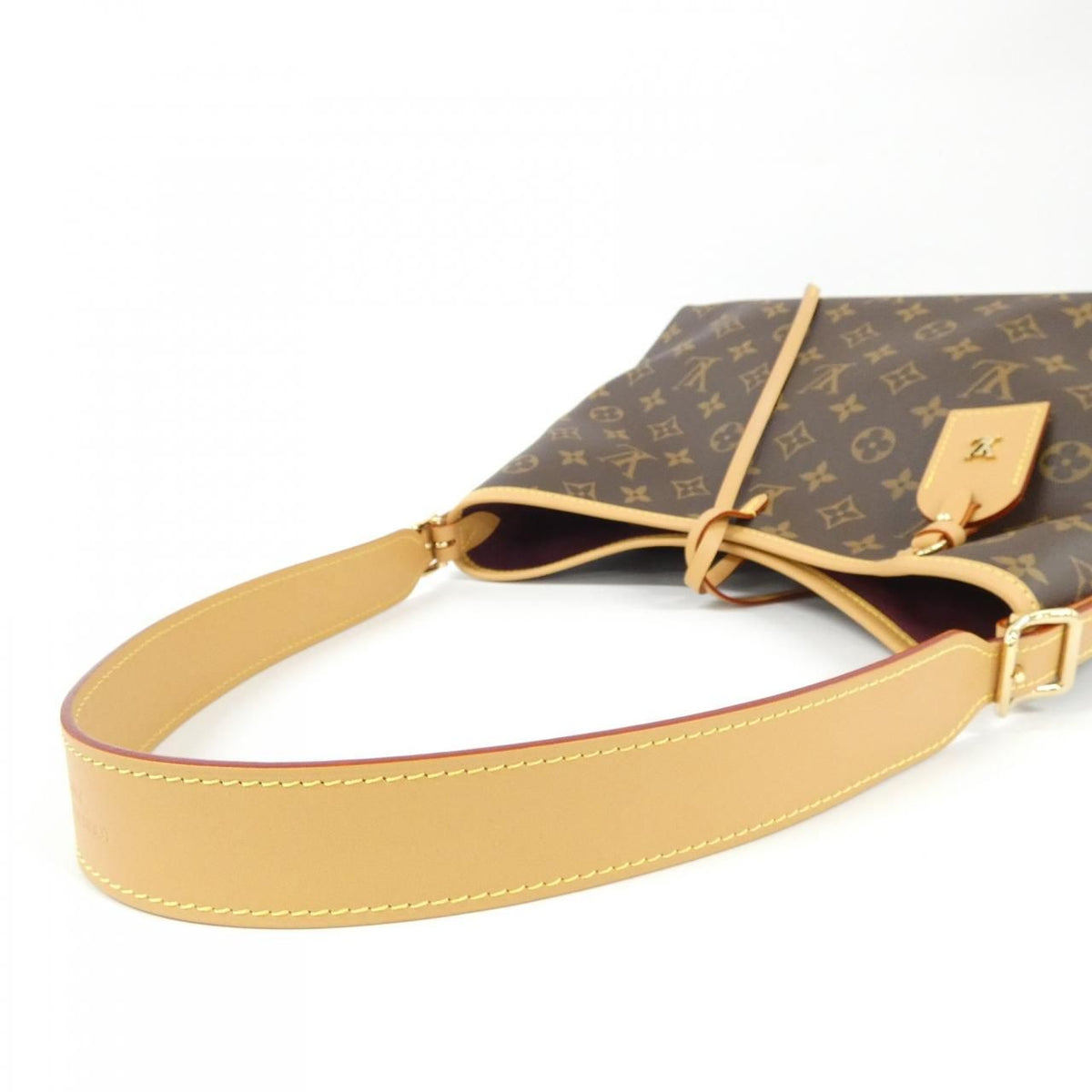 Louis Vuitton Monogram Carryall PM Shoulder Bag — view 4