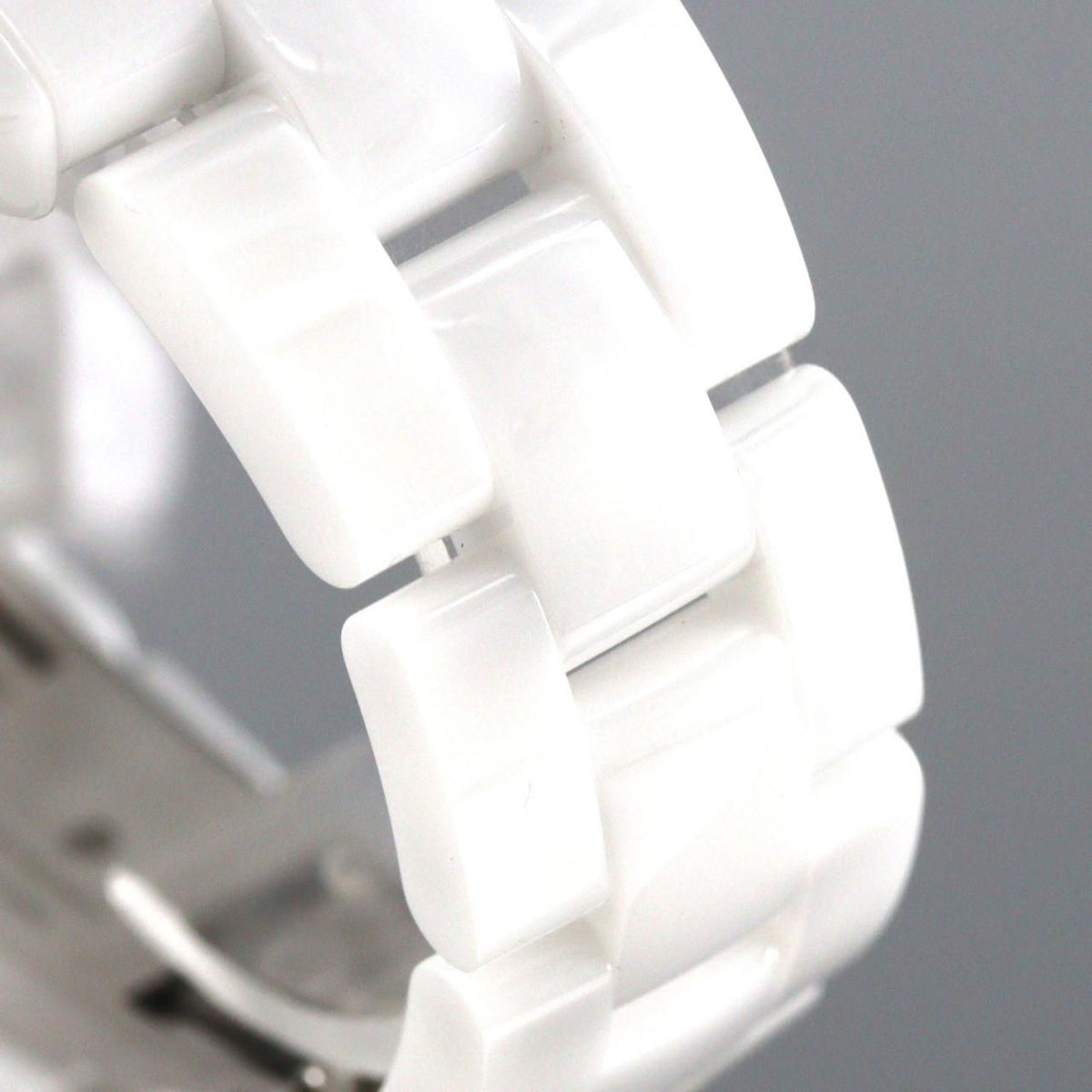 Chanel 12.1 38 Ceramic 12P Automatic — view 4