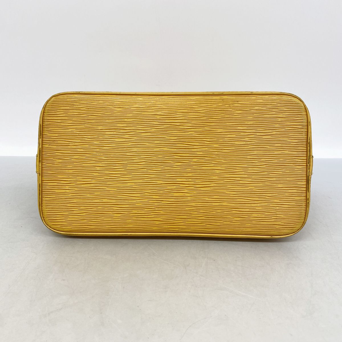 Louis Vuitton Handbag Epi Alma Jaune — view 3