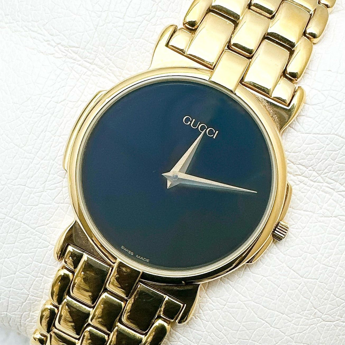 Gucci Watch Quartz Gold — view 3