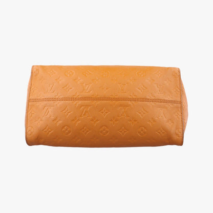 Louis Vuitton le Muse PM Saffron Monogram Empreinte — view 3