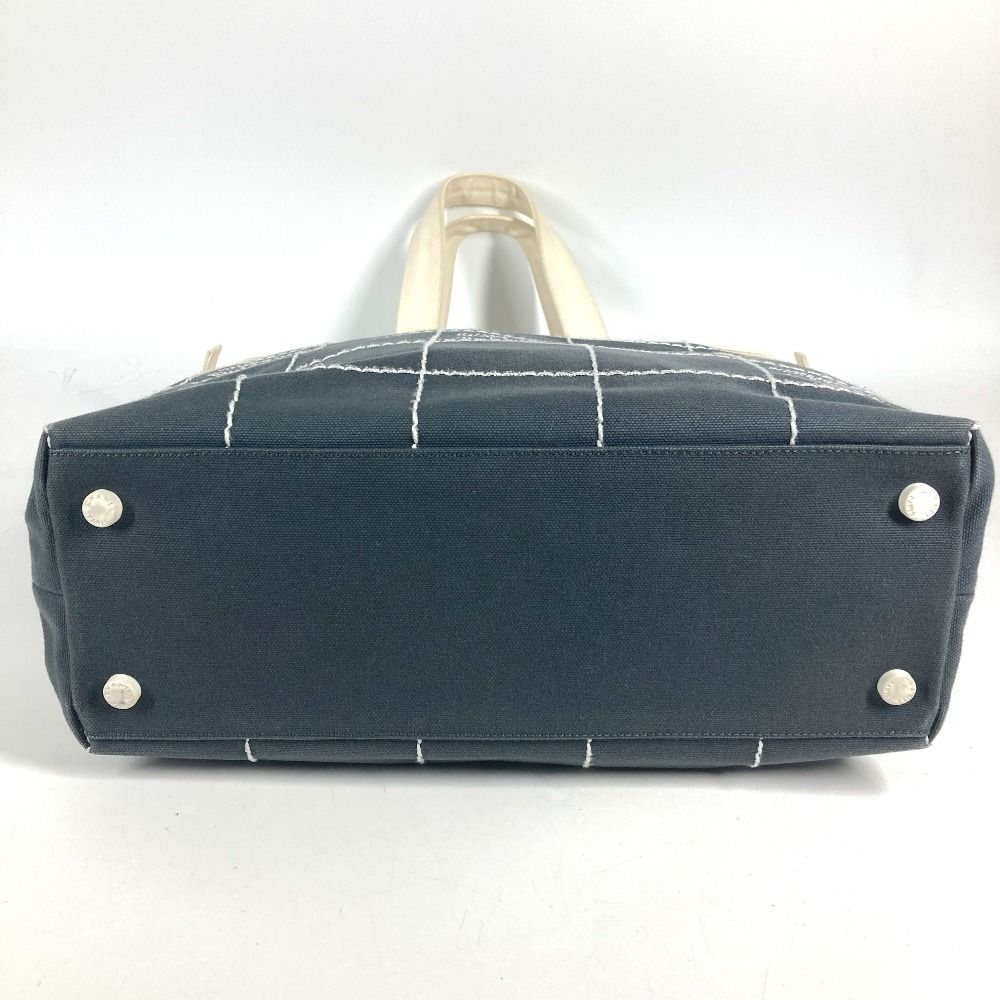 Chanel Shoulder Bag CC Logo Canvas Gray — view 5