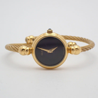 Gucci 2700.2 L Bracelet Watch Quartz Gold Black Dial Wire Strap — view 2
