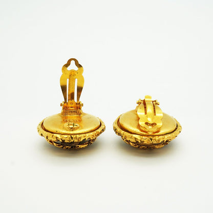 Chanel Earrings Vintage CC Logo Round Circle Lava Motif Gold Plated Black — view 3