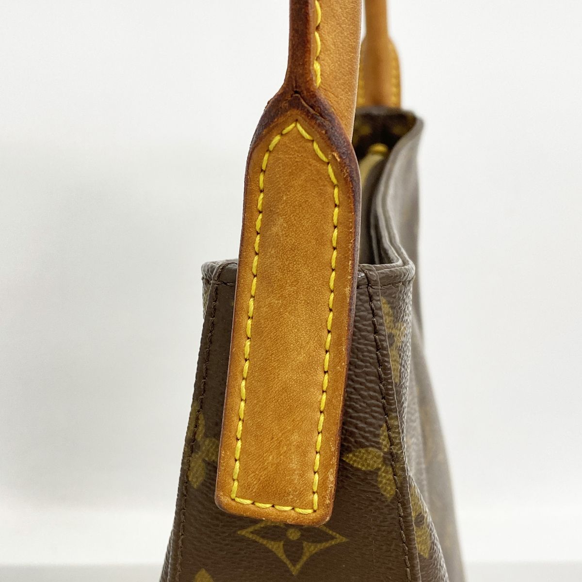 Louis Vuitton Shoulder Bag Monogram Looping GM Brown — view 8