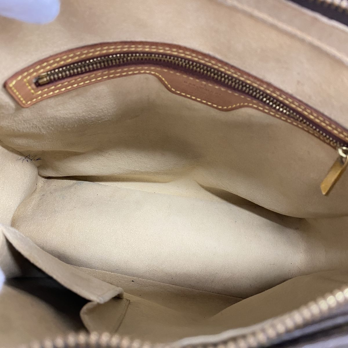 Louis Vuitton Shoulder Bag Monogram Looping GM Brown — view 4