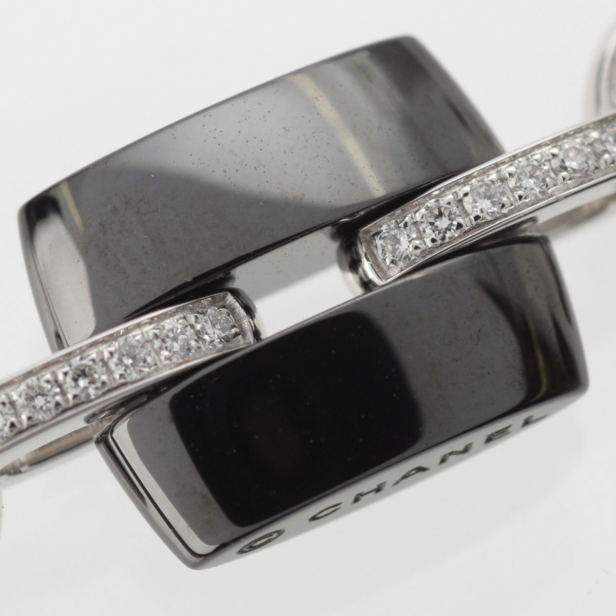 Chanel Ultra Diamond Ceramic Bracelet 18K White Gold Black — view 6
