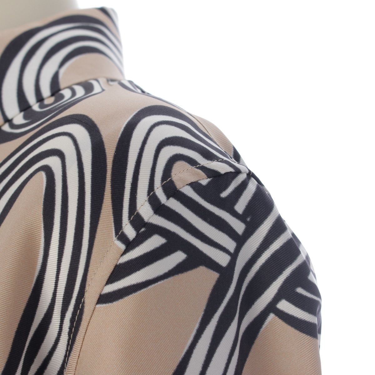 Loewe Paula's Ibiza Silk Anagram Print Long Sleeve Shirt Pants Set Beige 36 — view 8