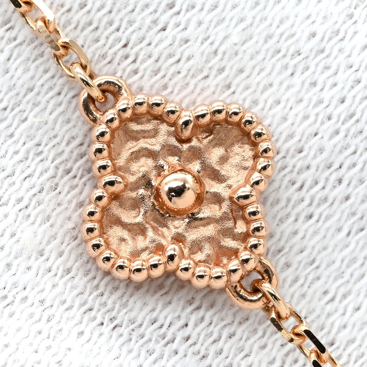 Van Cleef & Arpels Bracelet Sweet Alhambra Rose Gold Pink — view 8