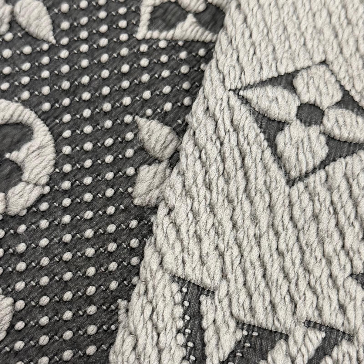 Louis Vuitton Logomania Scarf Monogram Wool Silk Fringed Greige — view 4