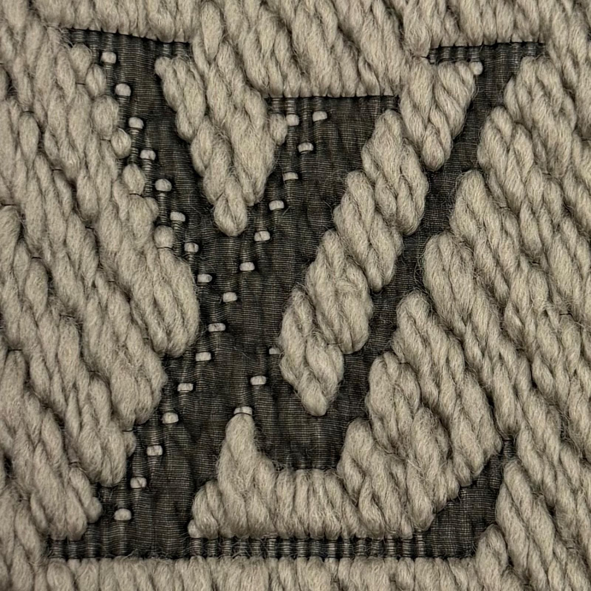 Louis Vuitton Logomania Scarf Monogram Wool Silk Fringed Greige — view 6