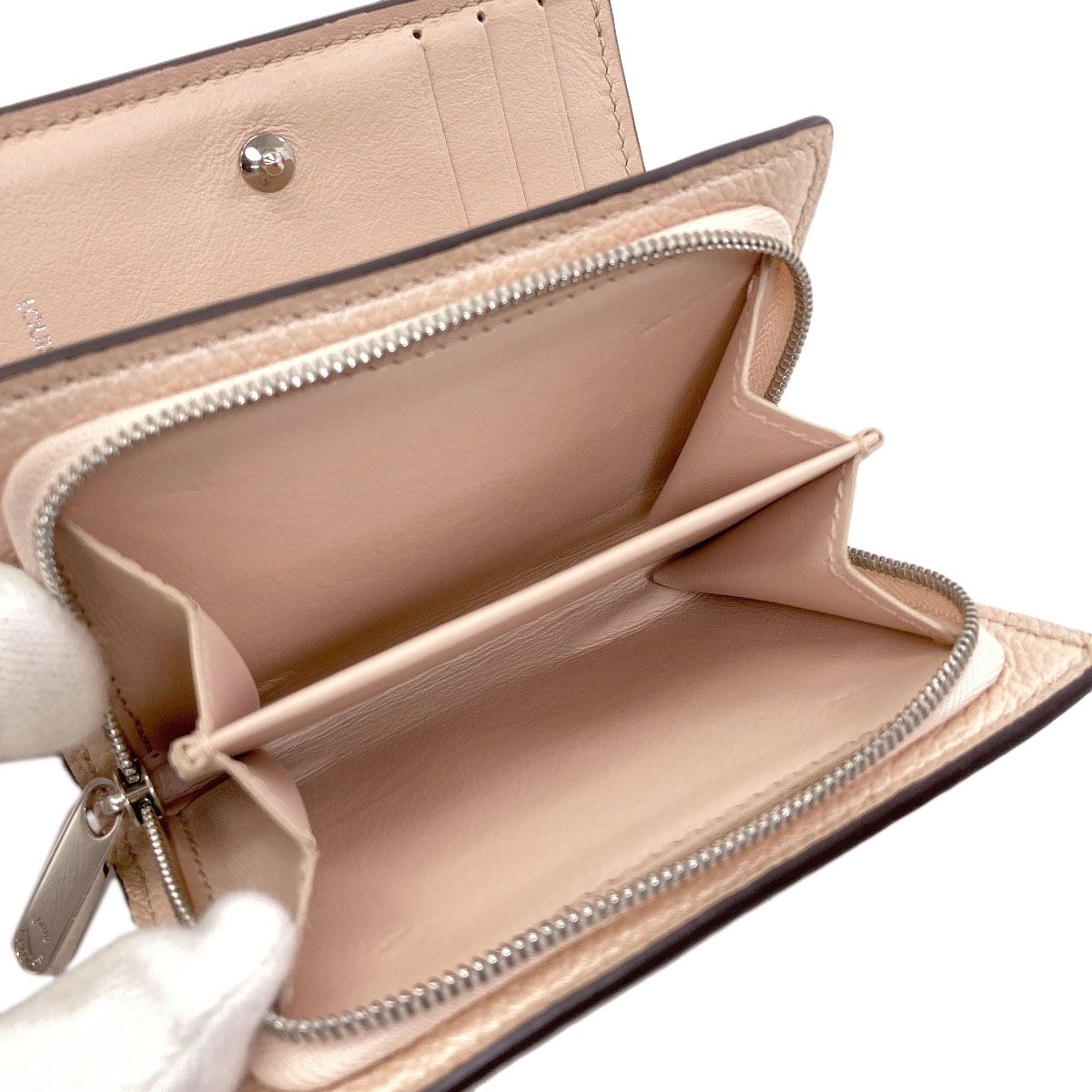 Louis Vuitton Portefeuille Clair Bifold Wallet Mahina Leather — view 6
