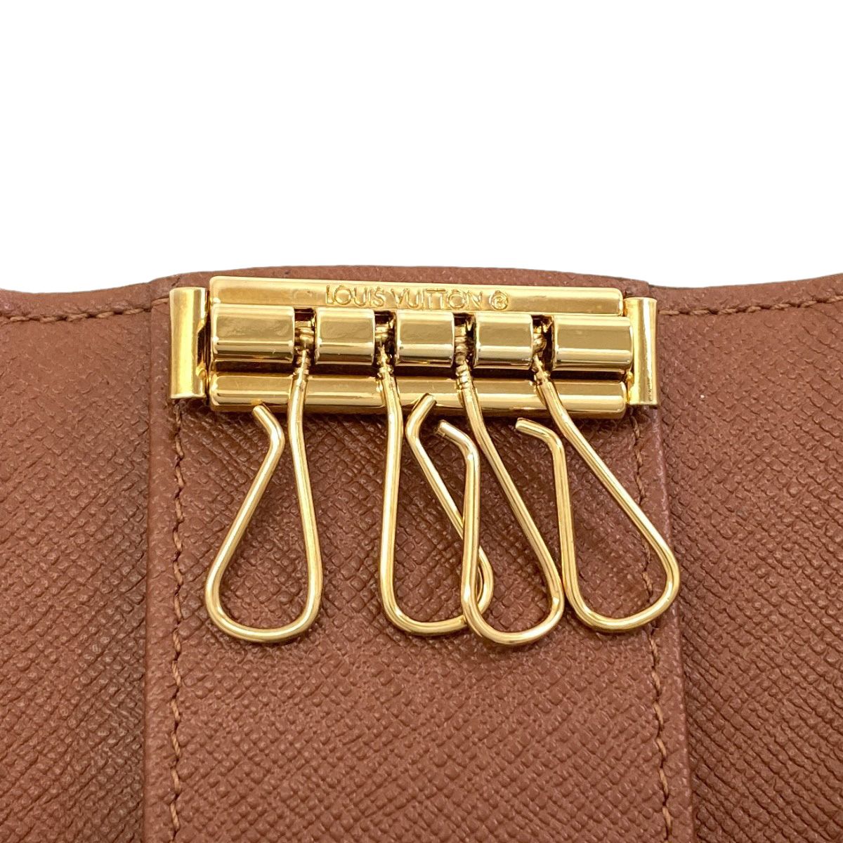 Louis Vuitton Multicles 4 Key Case Monogram Canvas Key Holder — view 5