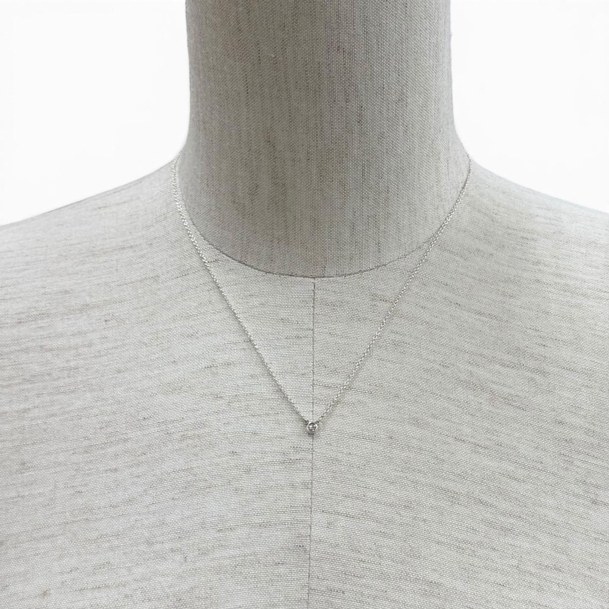 Tiffany & Co Diamond by the Yard Single Pendant Frame — view 3