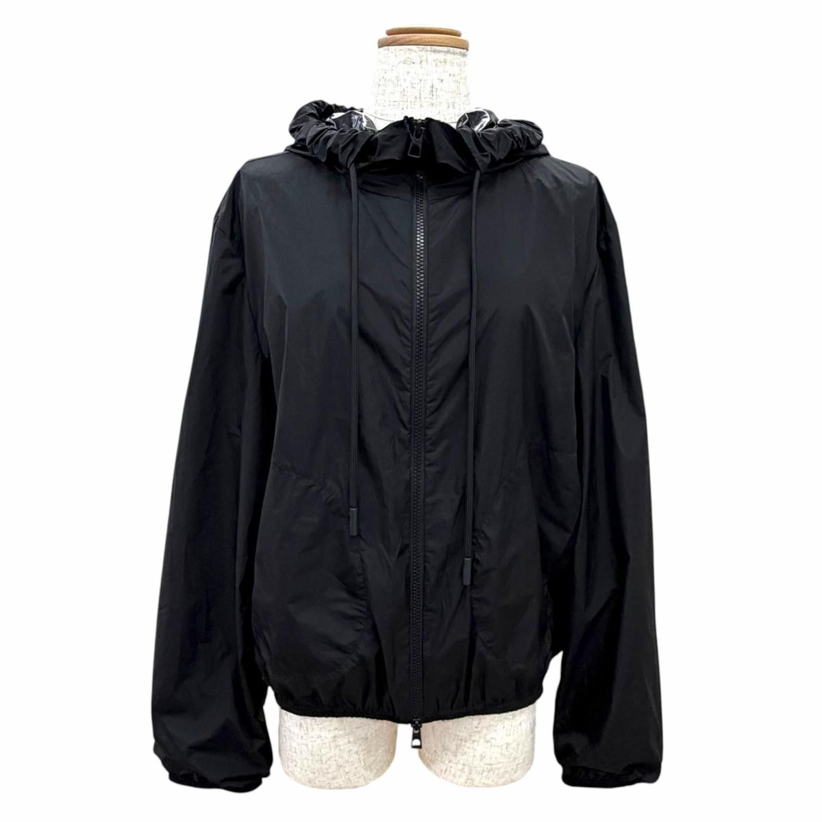 Moncler Cassie Logo Patch Hooded Zip UP Jacket Black