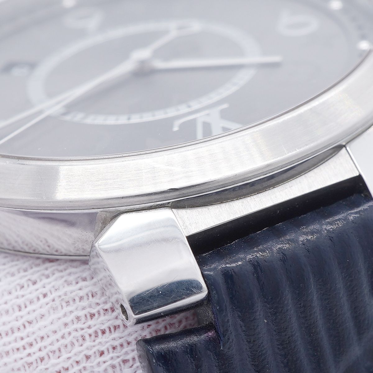 Louis Vuitton Tambour Slim Eclipse Gray Dial Watch — view 8