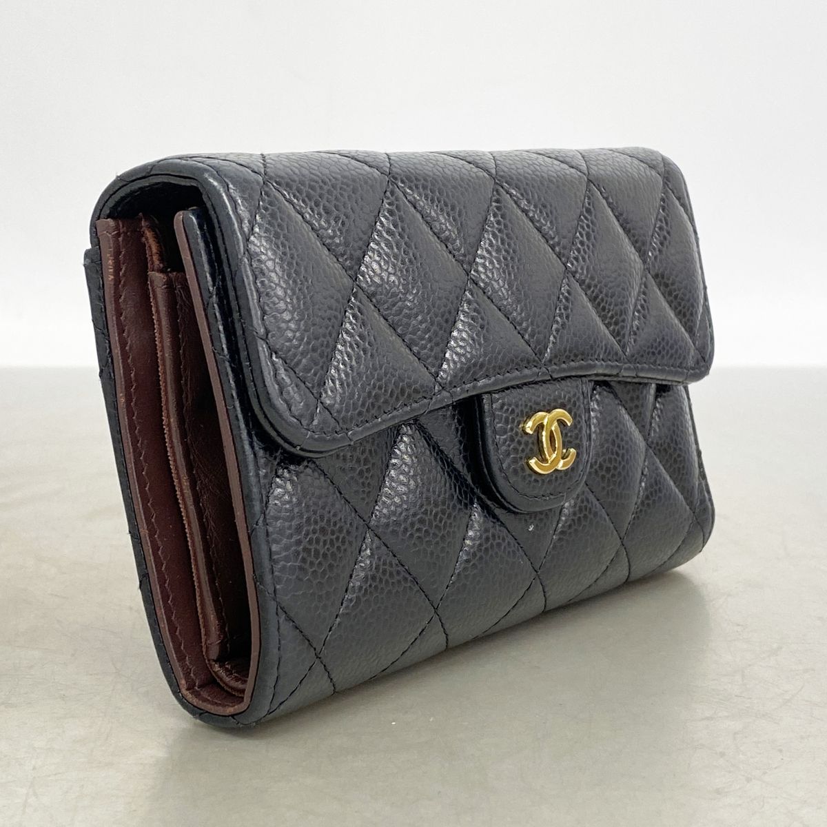 Chanel Wallet Quilted Caviar Leather Black Gold — view 2