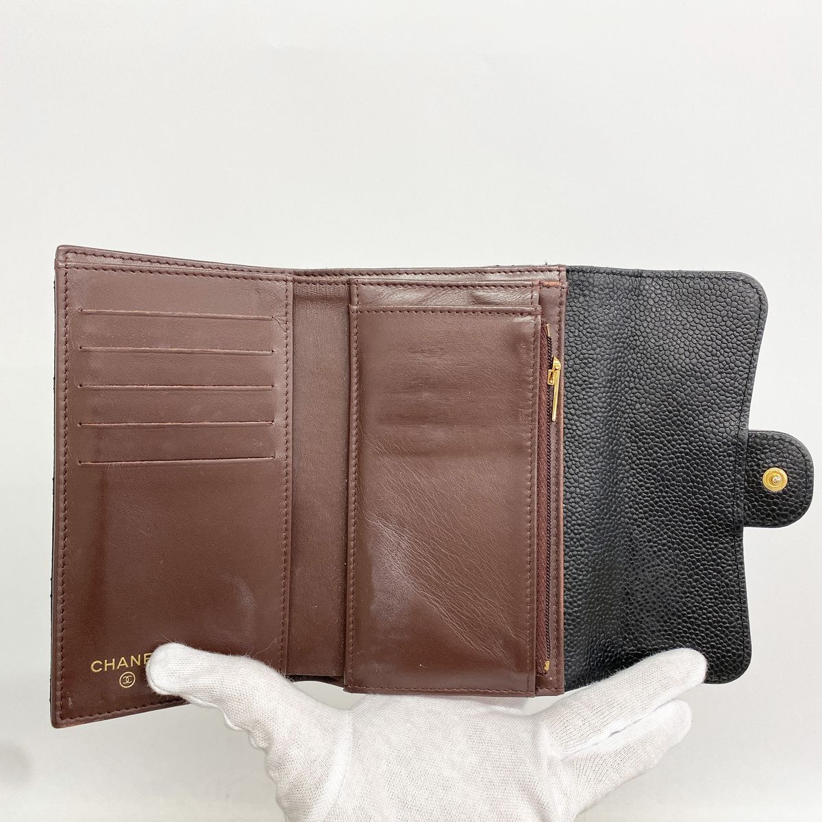 Chanel Wallet Quilted Caviar Leather Black Gold — view 3