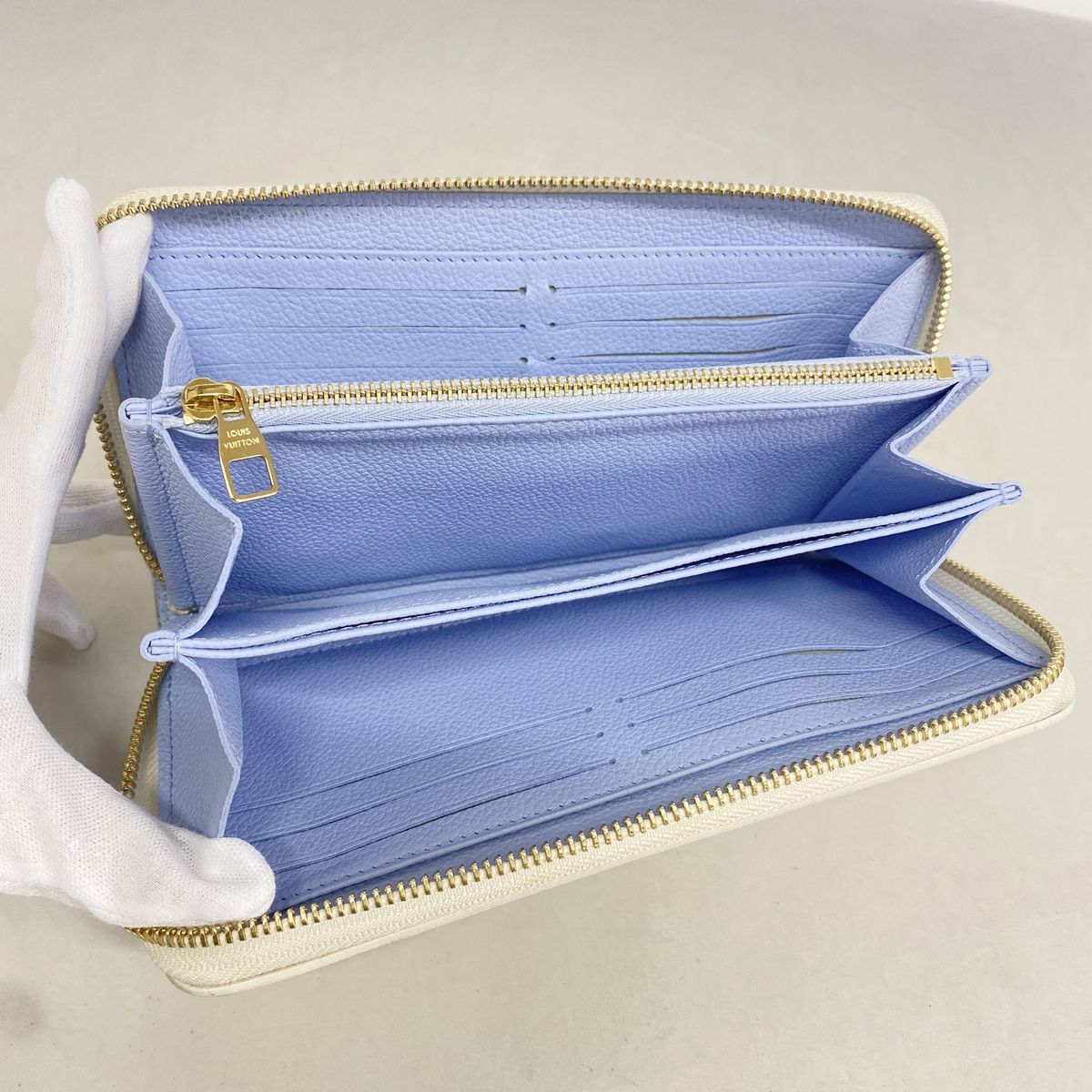 Louis Vuitton Wallet Monogram Empreinte Bicolor Zippy Latte White Candy Blue — view 3