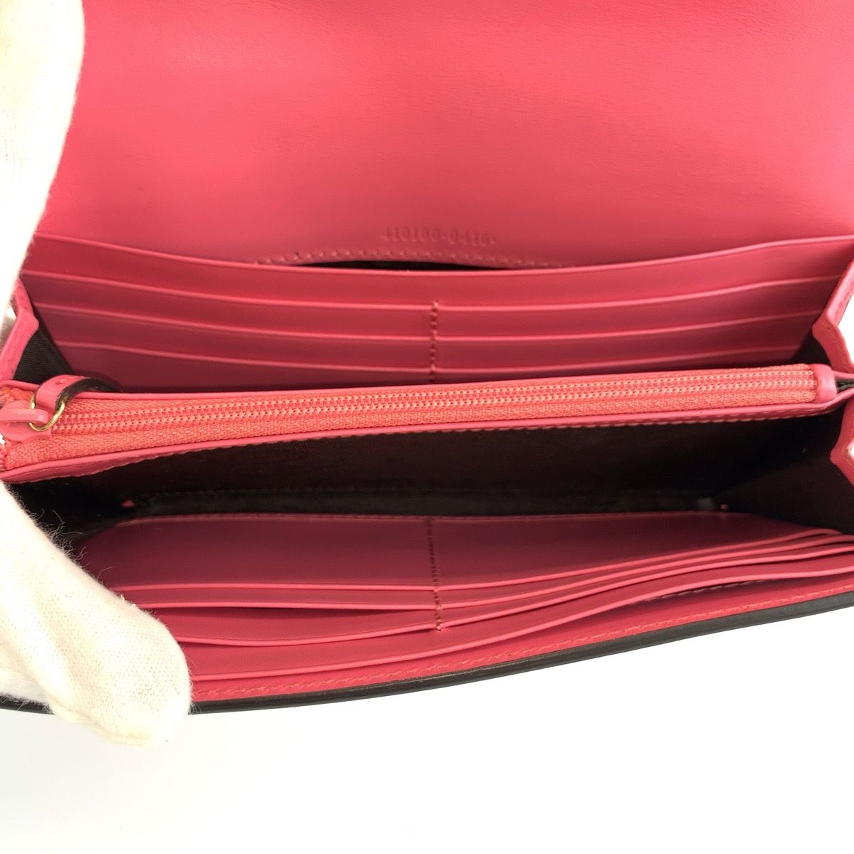 Gucci Guccissima Pink Leather Wallet — view 4