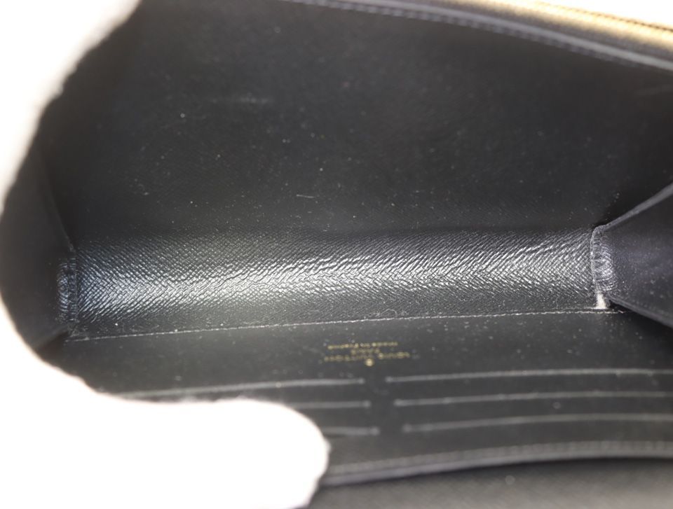 Louis Vuitton Twist Epi Chain Wallet Shoulder Bag — view 6