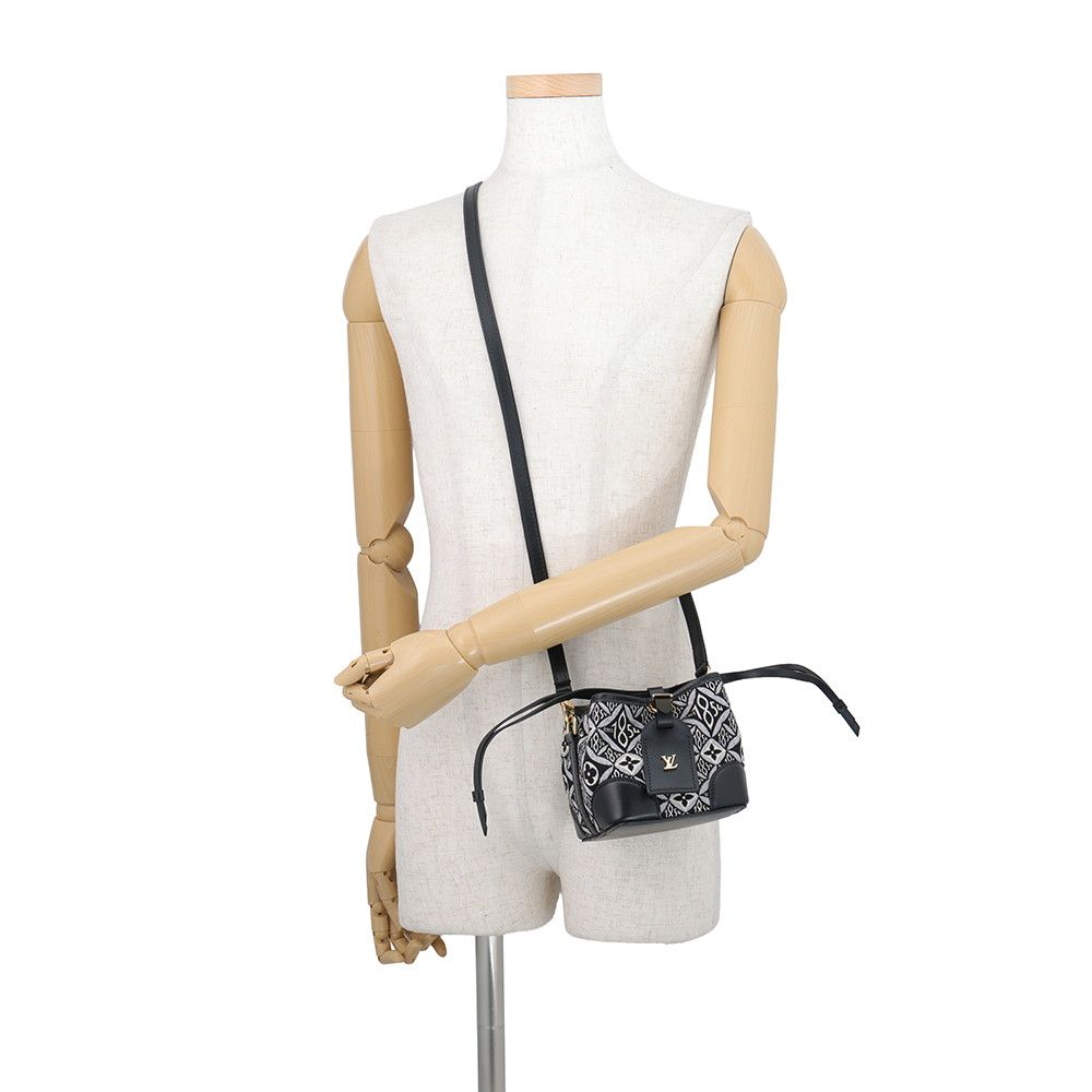 Louis Vuitton Shoulder Bag Monogram Jacquard Noe Perth Black — view 4