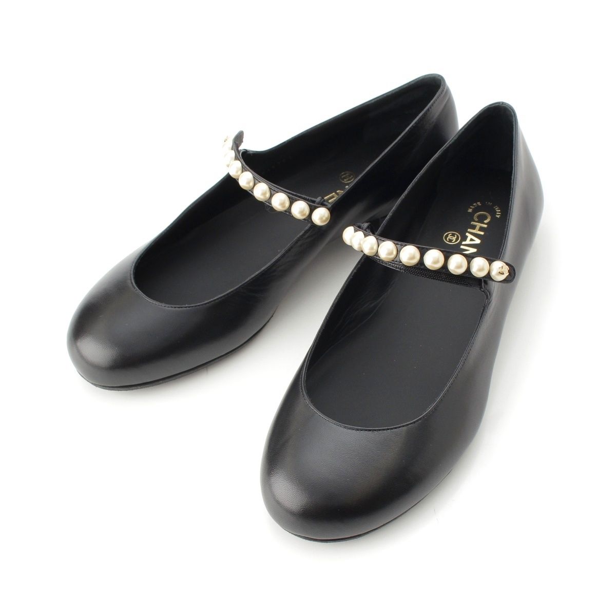 Chanel 40C Mary Jane Goatskin CC Logo Pumps Pearl Shoes Black 40C