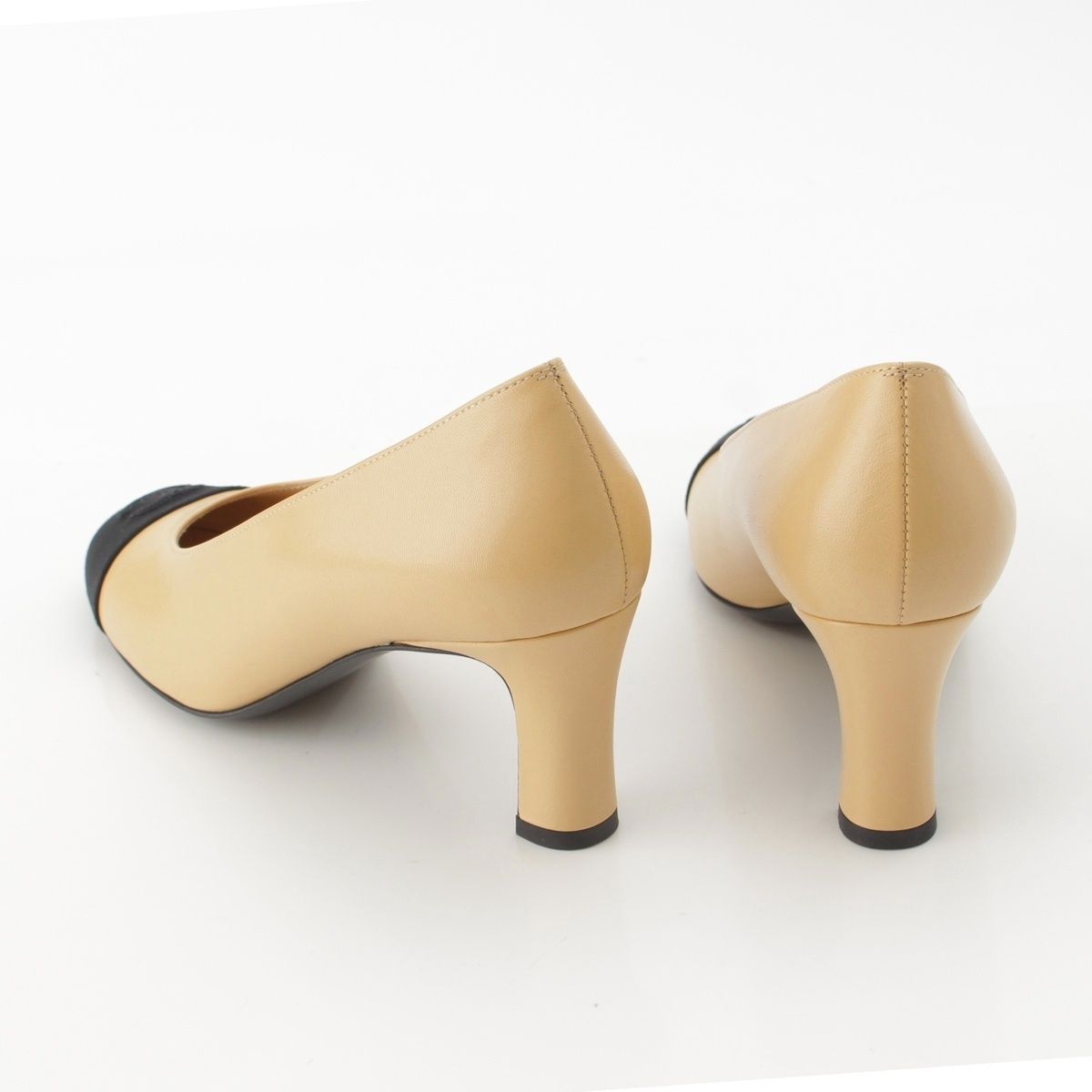 Chanel Leather Fabric CC Logo Heels Pumps Shoes Beige Black — view 4