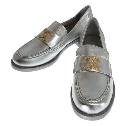 Chanel CC Logo Camellia Loafers Silver