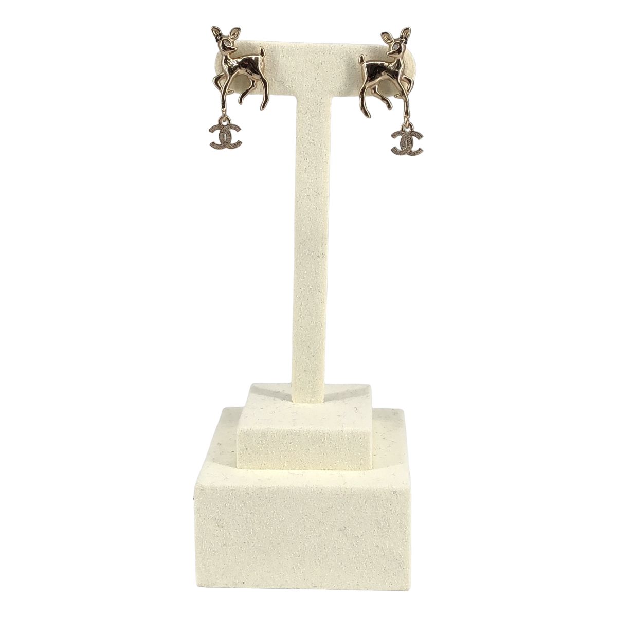 Chanel 25P Bambi CC Logo Earrings Gold — view 2